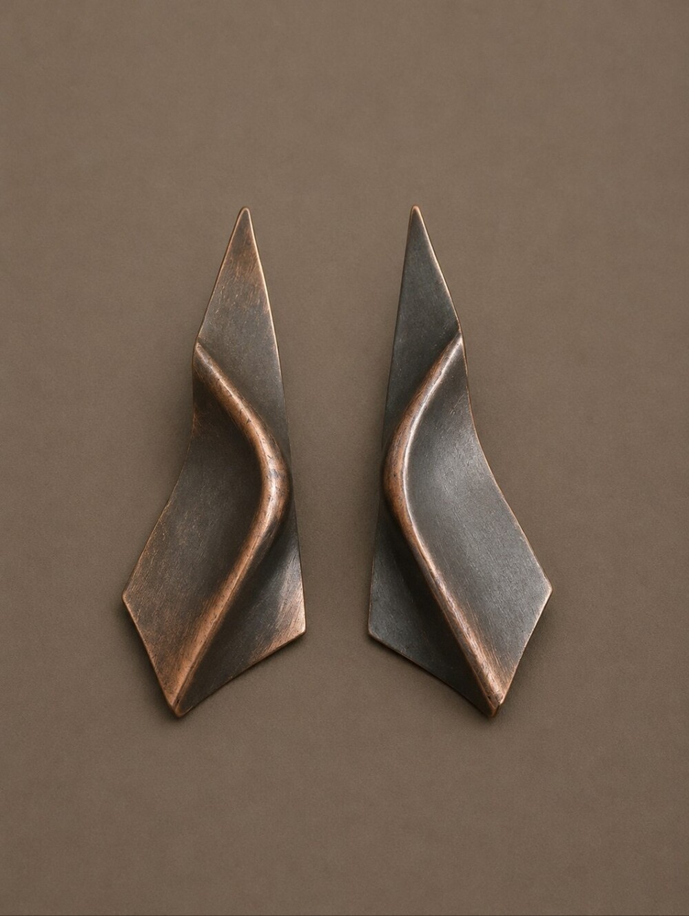 3/$30 VTG Copper Metal Abstract Bent Post Earrings